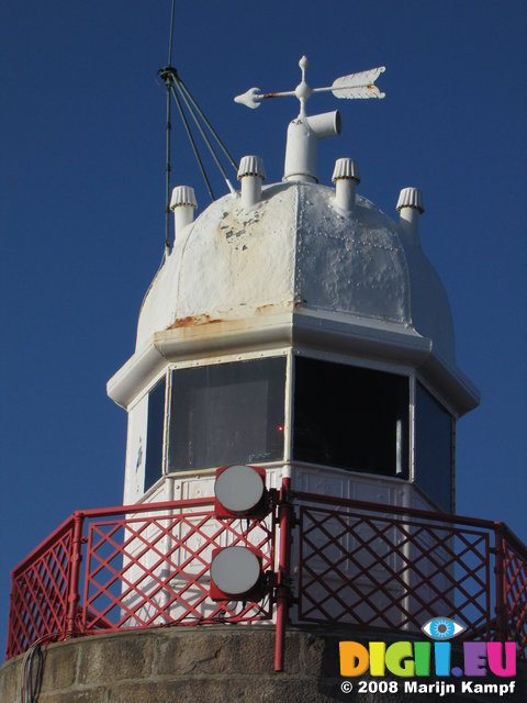 SX01357 Light of Dunmore East lighthouse